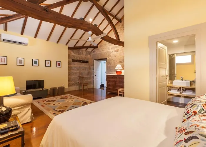 Guest house Casa Grande - Minho's Guest 3*